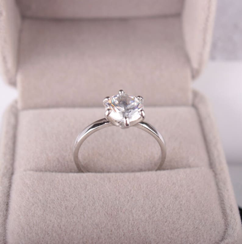 Bague de fiançailles avec diamant luxe femme - LabombeYlang