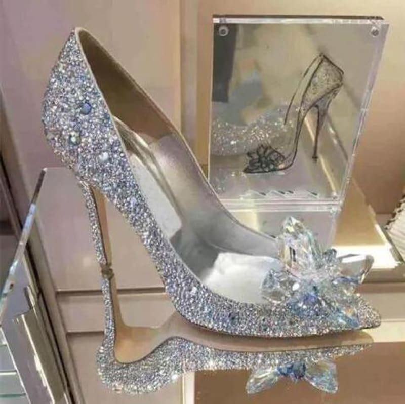 Cinderella crystal shoes | LabombeYlang